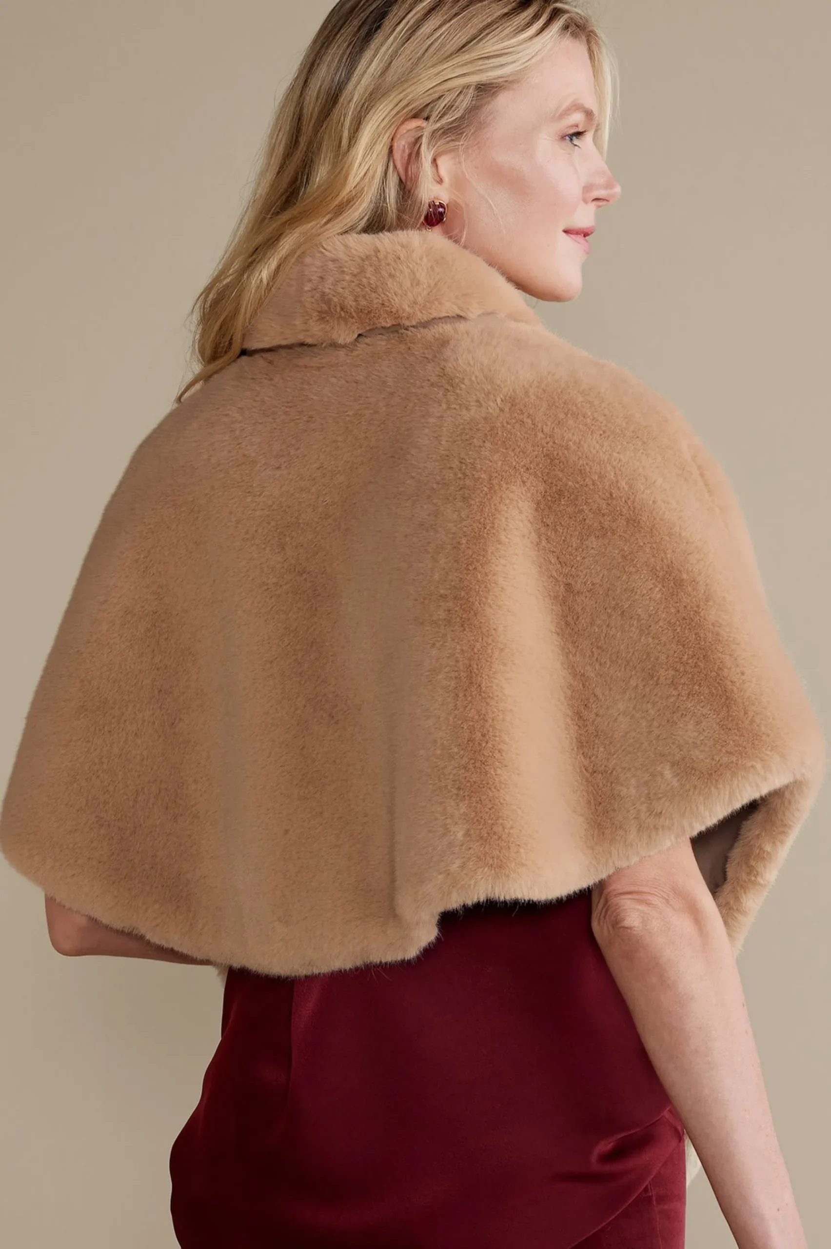 anastasia_faux_fur_capele_2.webp Scarves & Wraps-Soft Surroundings Anastasia Faux Fur Capelet Camel