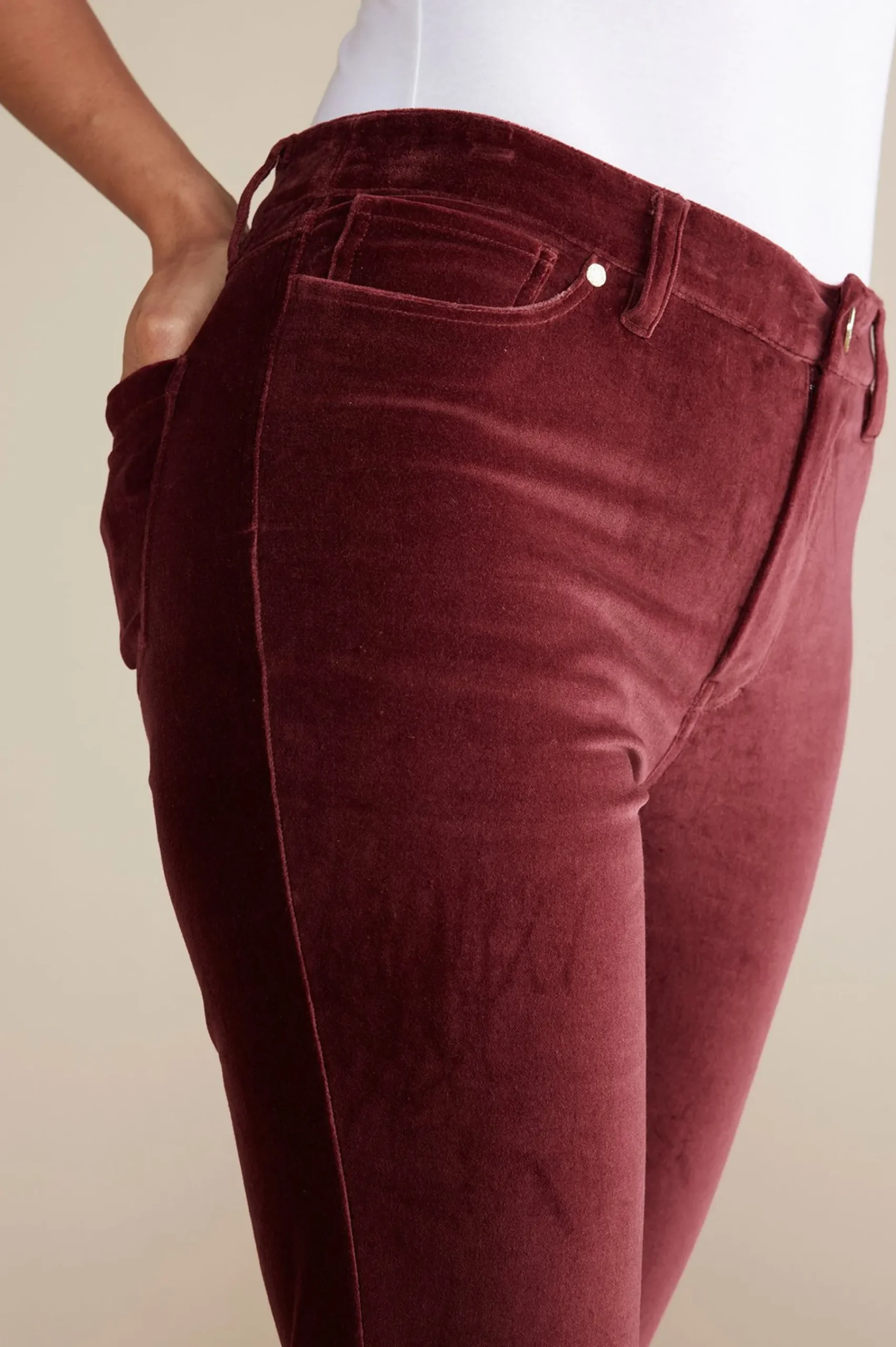 blakely_velveteen_pants_4.webp EVelvet Styles | full length-Soft Surroundings Blakely Velveteen Pants Cabernet