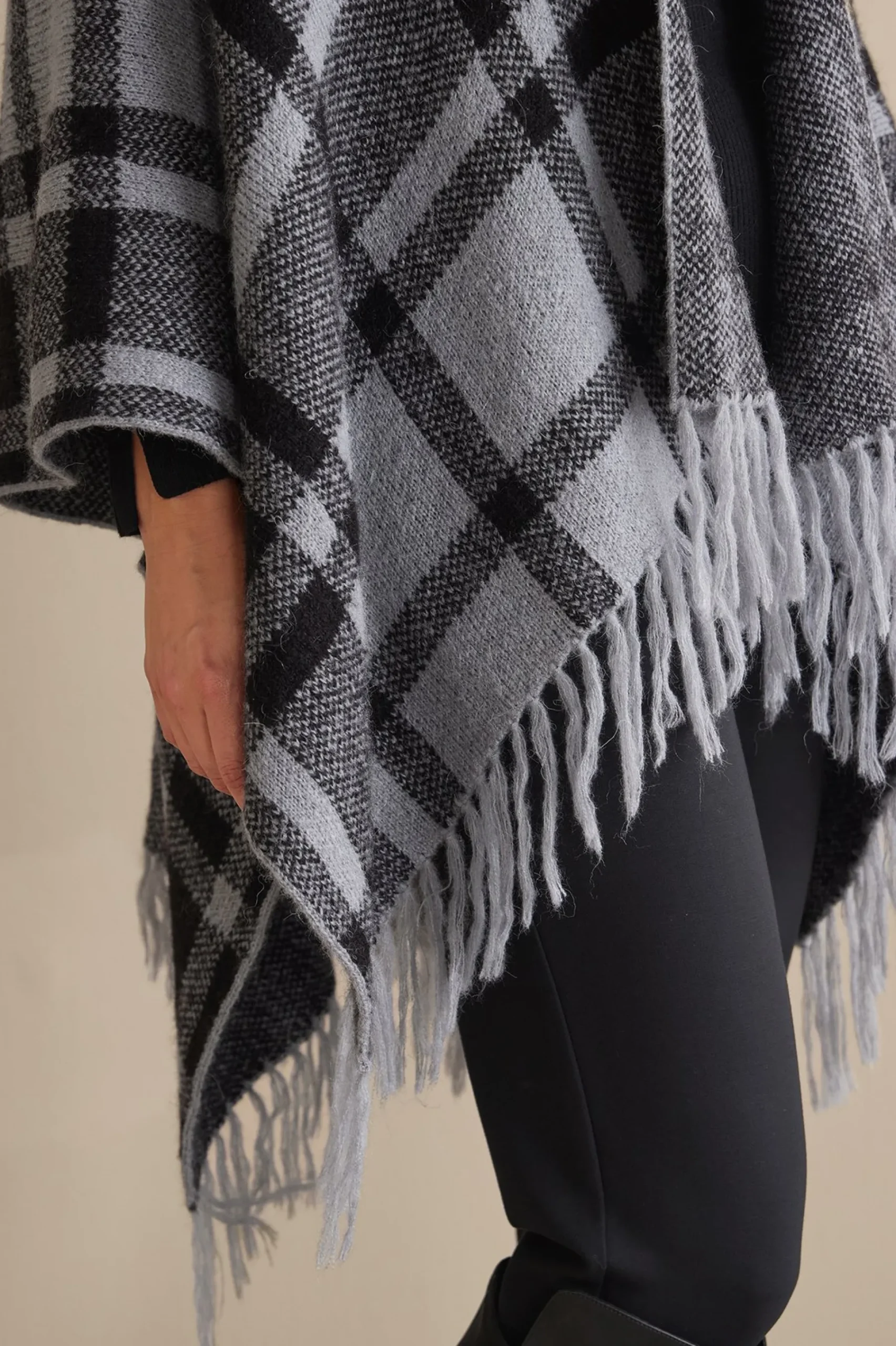 demetria_plaid_poncho_wit_4.webp Scarves & Wraps-Soft Surroundings Demetria Plaid Poncho with Fur Collar Black/Dark Grey