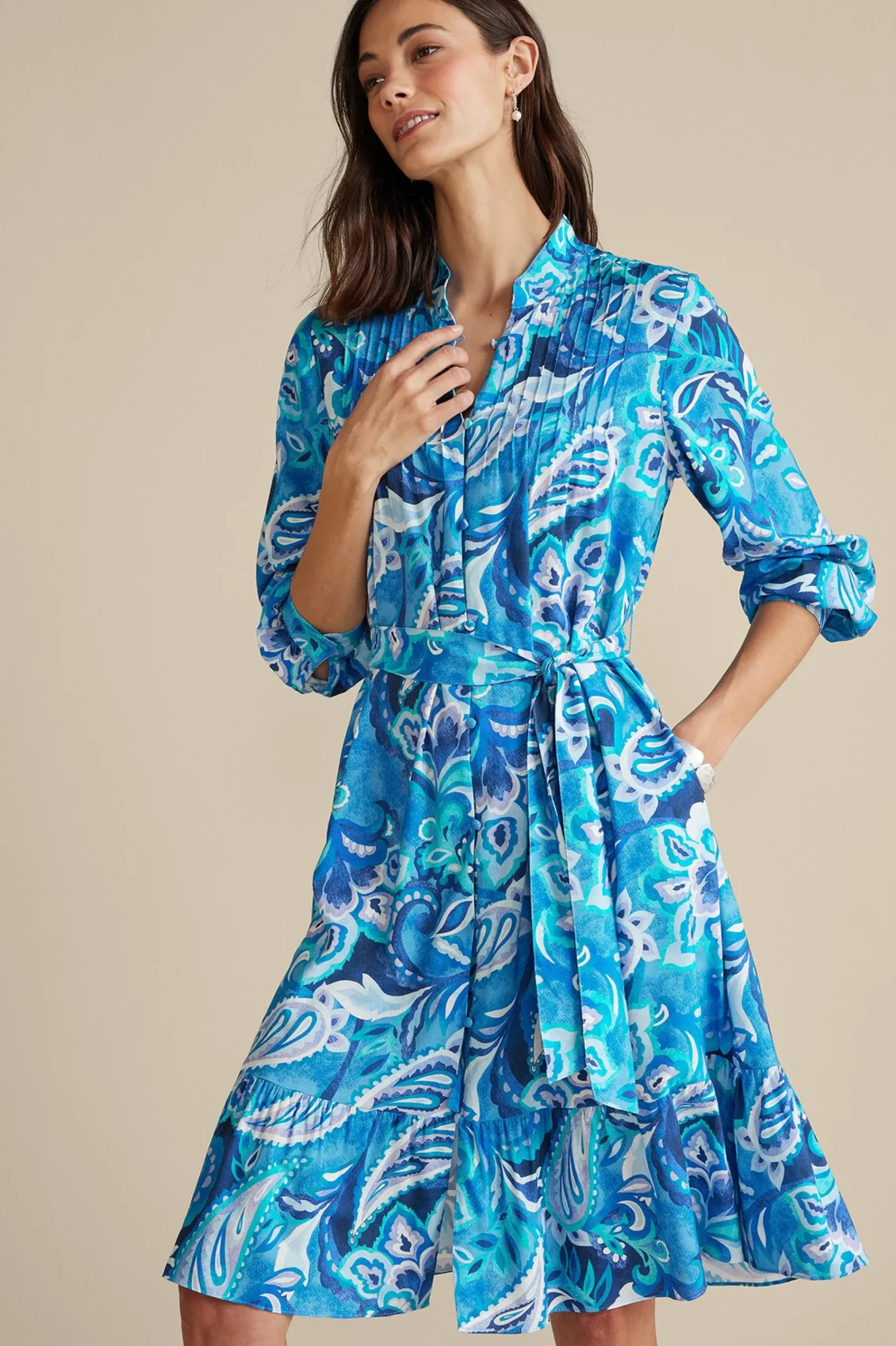 feyre_short_dress_1.webp Into The Blues | work to play-Soft Surroundings Feyre Short Dress Island Sun Paisley Blue