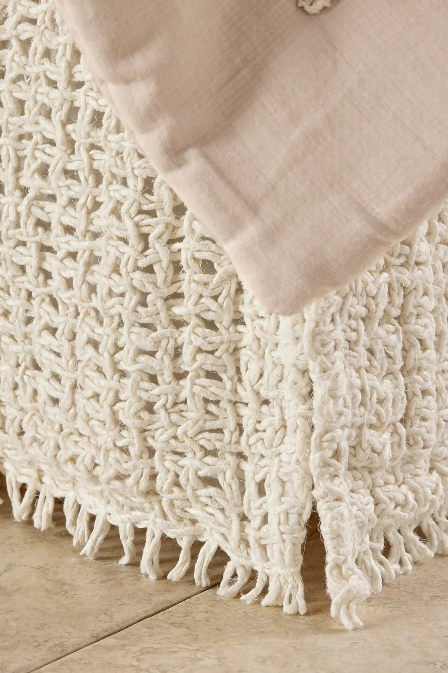 hera_linen_bedskirt_1.webp bedskirts-Soft Surroundings Hera Linen Bedskirt Ivory