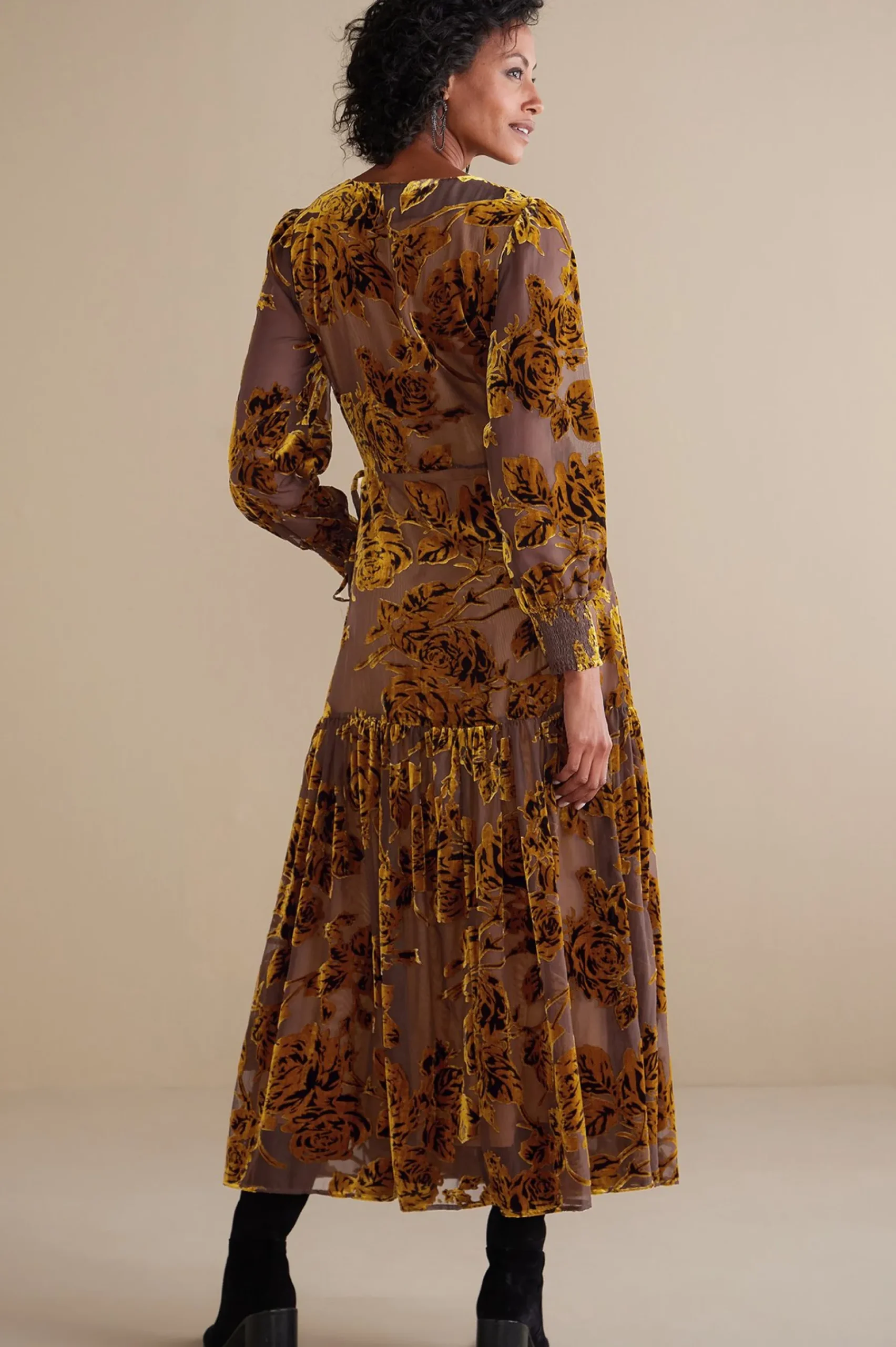 jamila_velvet_dress_2.webp Feminine Flourish | EVelvet Styles-Soft Surroundings Jamila Velvet Dress Neutral Floral