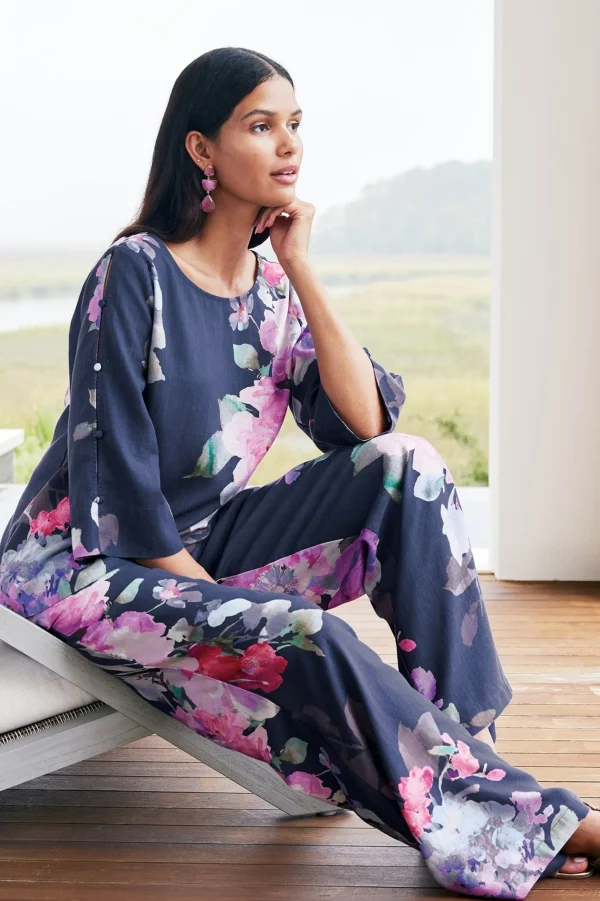 Into The Blues | Vacation Shop-Soft Surroundings Lizette Top Marseille Floral Exploded