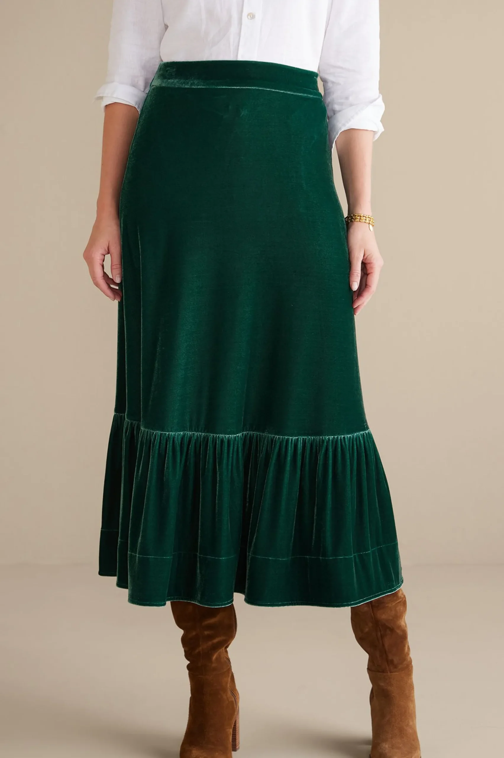 noelle_velvet_skirt_1.webp EVelvet Styles | Skirts-Soft Surroundings Noelle Velvet Skirt Black