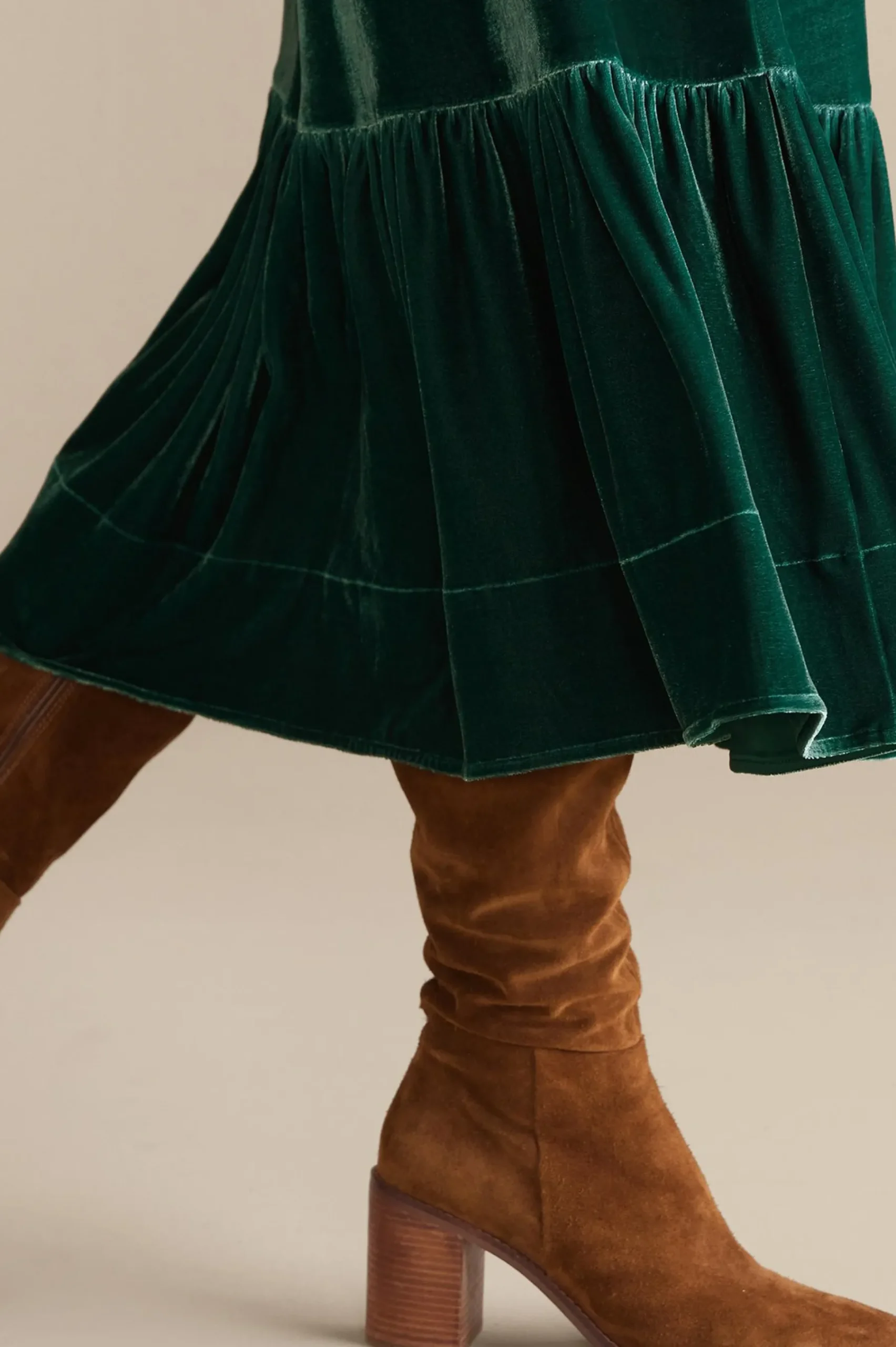 noelle_velvet_skirt_3.webp EVelvet Styles | Skirts-Soft Surroundings Noelle Velvet Skirt Black