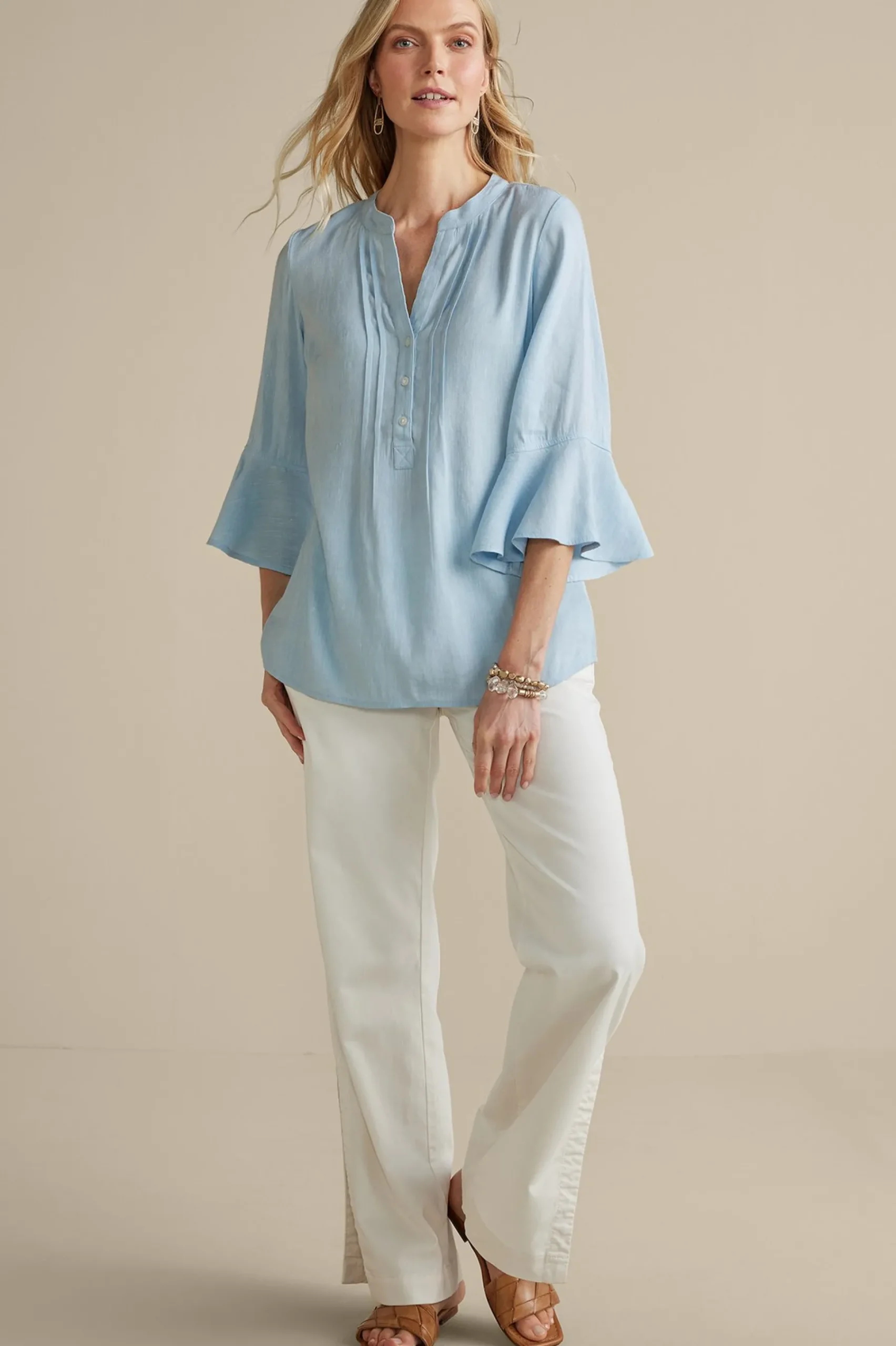 raisa_linen_blend_top_1.webp Feminine Flourish | Into The Blues-Soft Surroundings Raisa Linen Blend Top Blue Bell