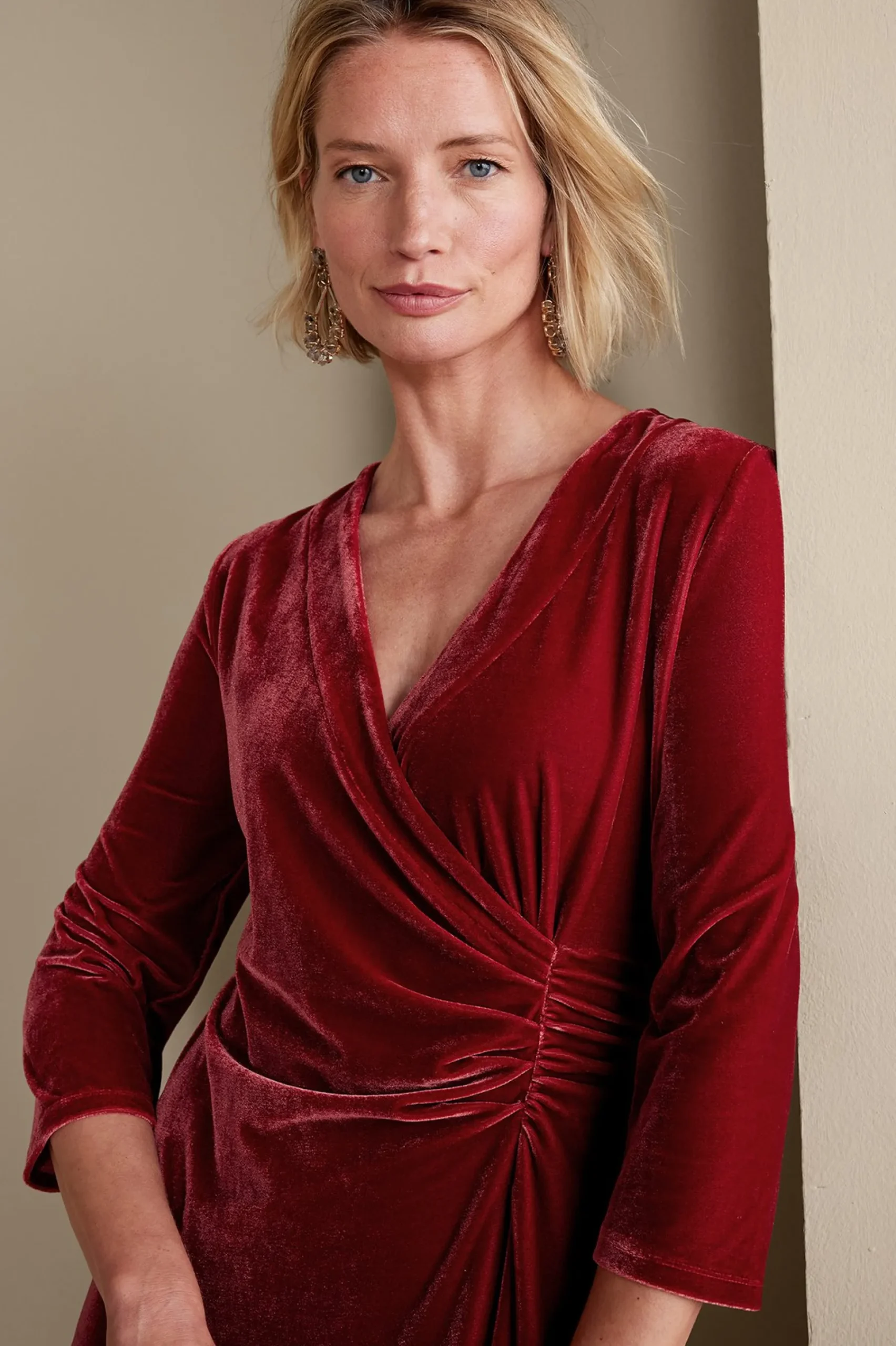 velvet_hyannis_dress_4.webp Feminine Flourish | EVelvet Styles-Soft Surroundings Velvet Hyannis Dress Red Dahlia